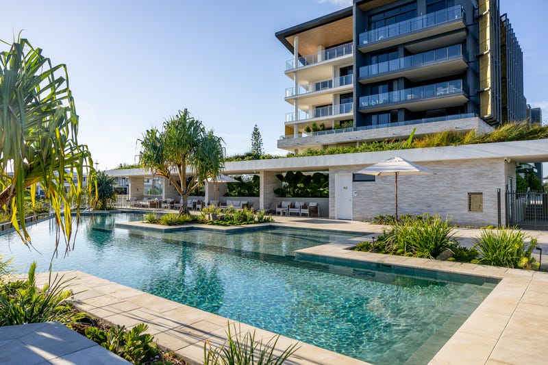 /international/au/18-spitfire-banks-drive-pelican-waters-qld-600045040/
