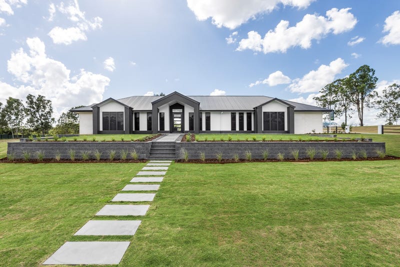 /international/au/queen-st-harrisville-qld-600044412/
