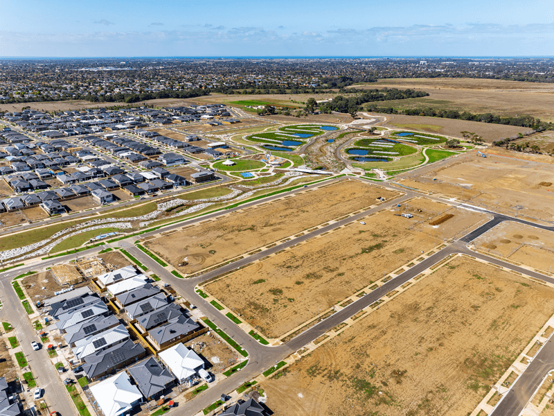 /international/au/180-davis-road-tarneit-vic-600024110/