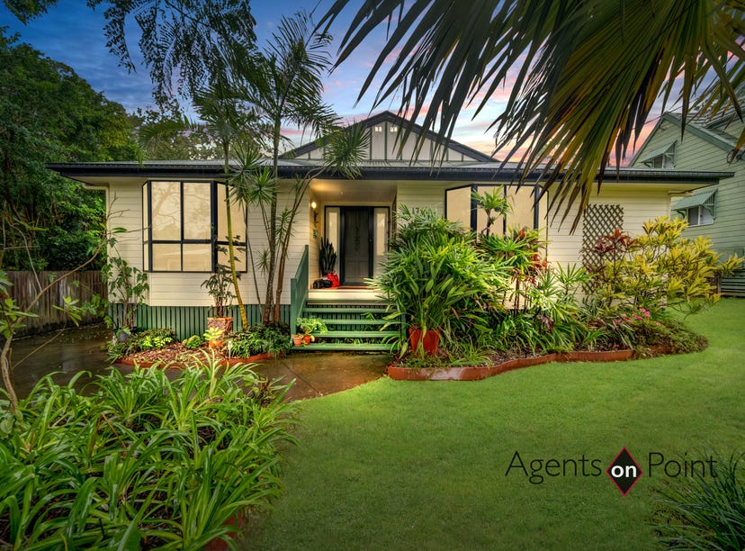 17 Aminya Street, Coochiemudlo Island, Qld 4184 House for Sale