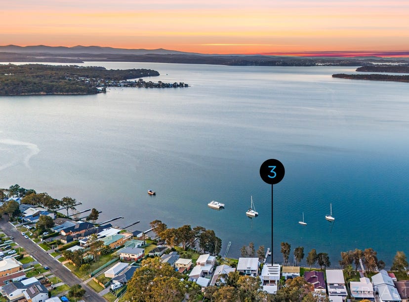 10 Bambury Avenue, Summerland Point, NSW 2259 House for Sale