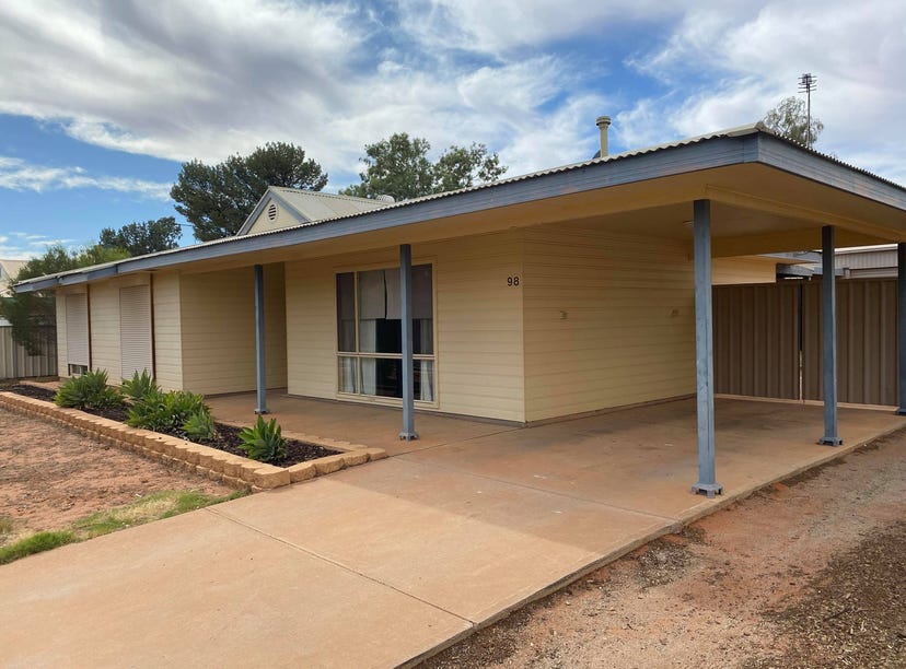 98 Stuart Road, Roxby Downs, SA 5725 House for Sale
